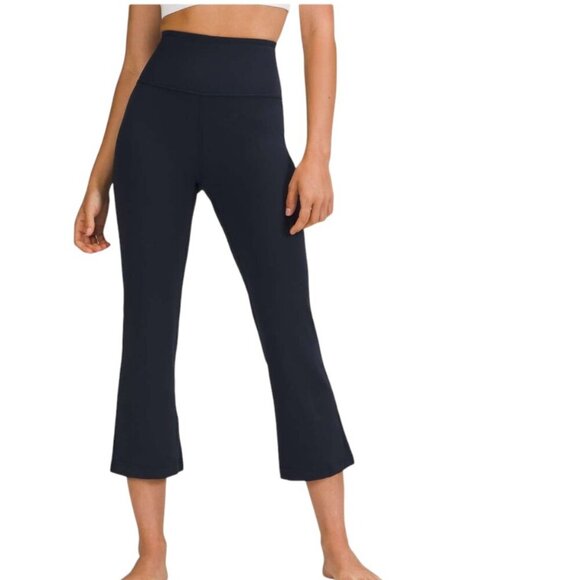 Lululemon Groove Super-High-Rise Crop 23" Black Nulu Flared Leg Yoga Size 10 - Picture 9 of 11